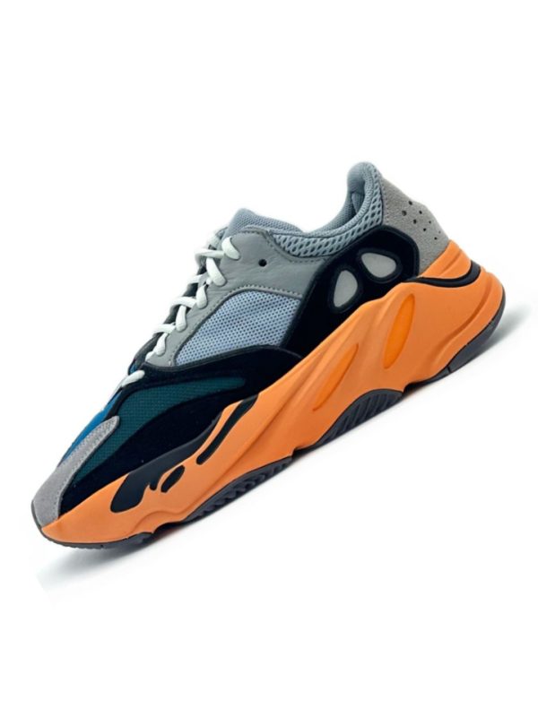 Adidas Yeezy Boost 700