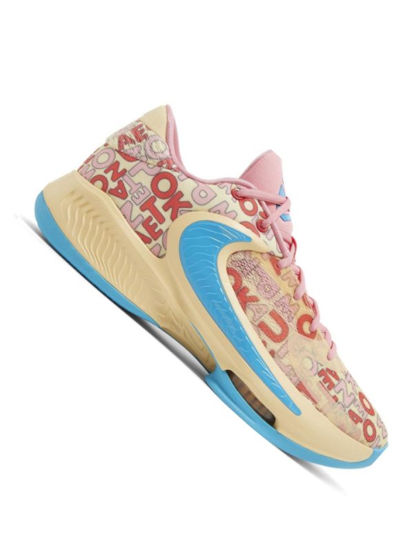 Zoom Freak 4 Coral