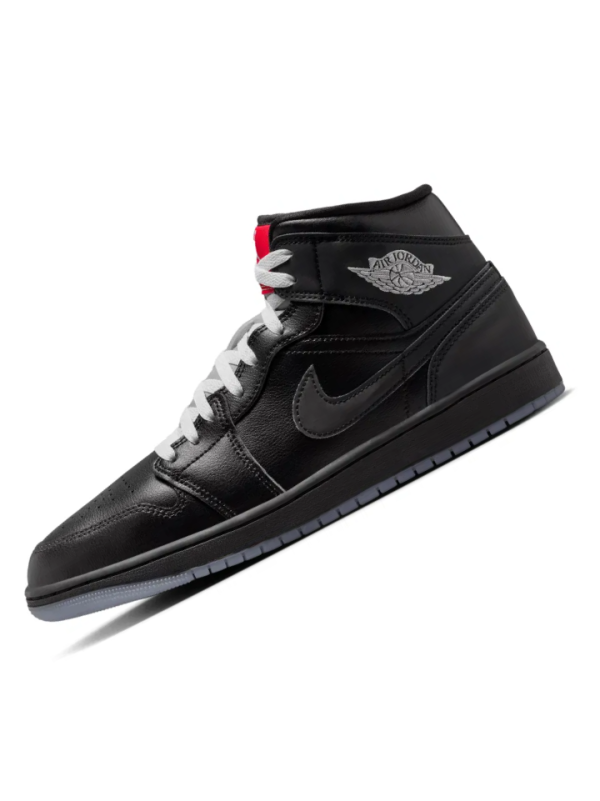 Jordan 1 Mid SE
