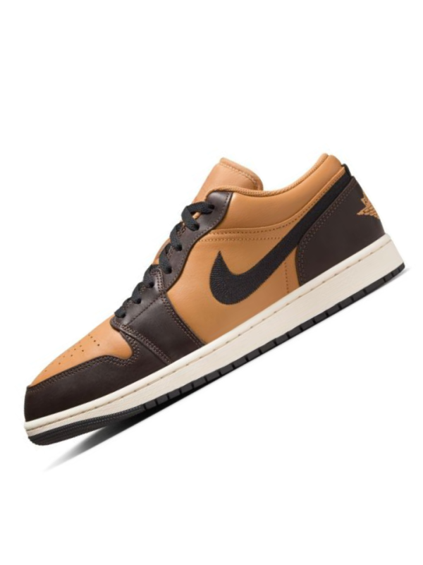 Air Jordan 1 Low SE Flax Baroque Brown